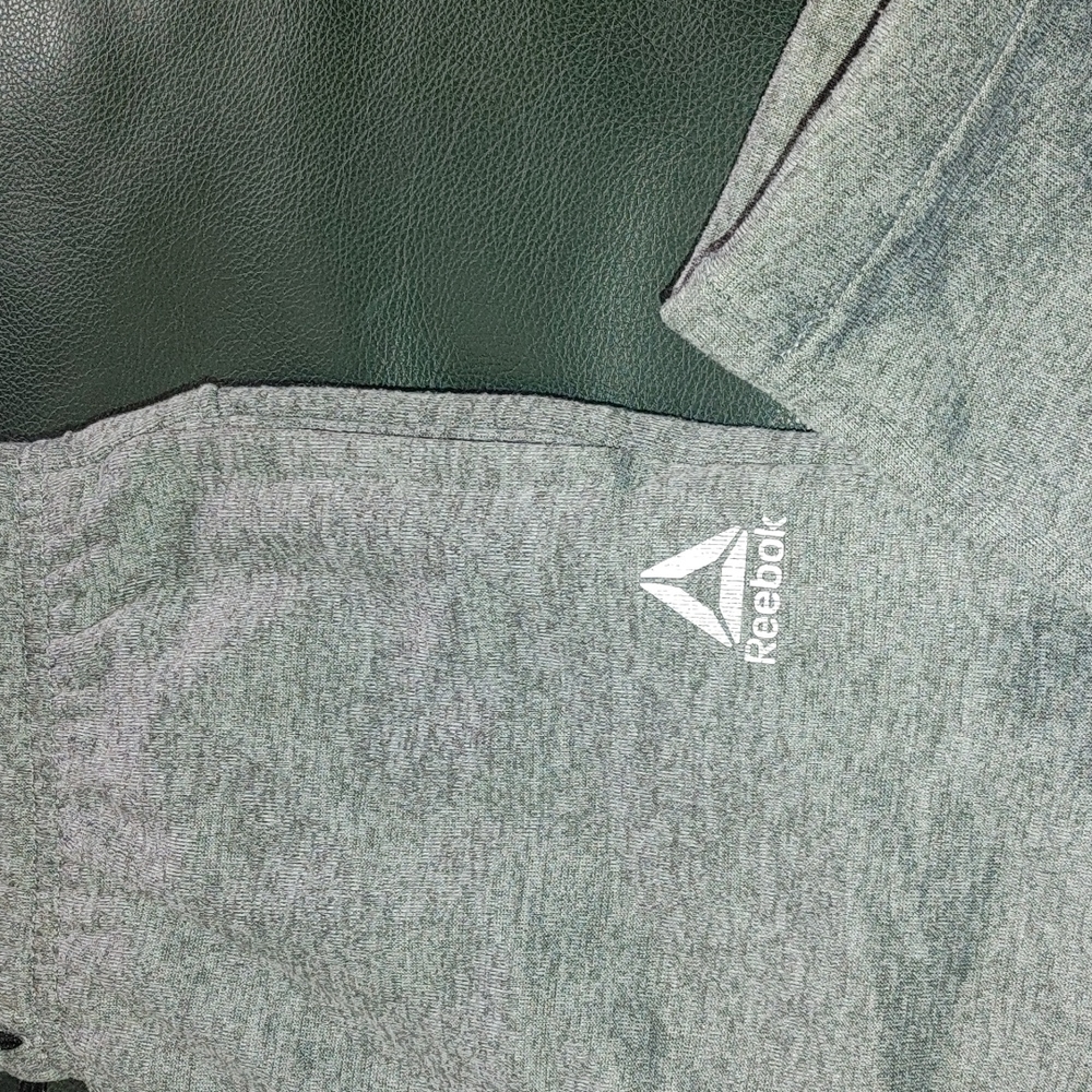 Reebok sweats - Picture 2 of 4